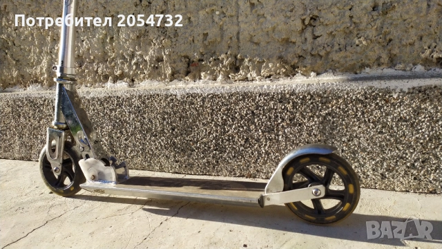 Сгъваема тротинетка с крачна спирачка, снимка 16 - Скейтборд, ховърборд, уейвборд - 51513925