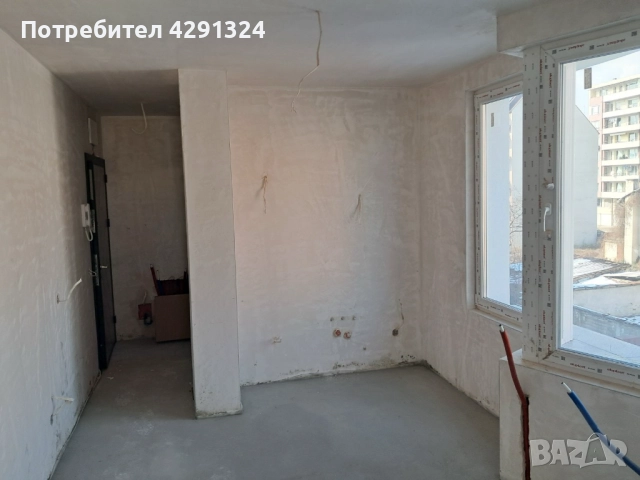 Просторен едностаен апартамент в Красна поляна 3, снимка 1