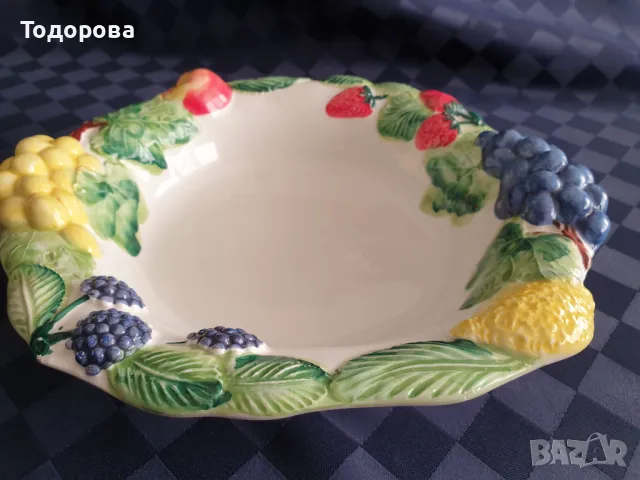 Италианска порцеланова фруктиера с релефни плодове, снимка 5 - Сервизи - 50130784