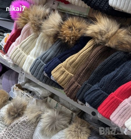 дамска шапка зимна голям естествен пух лисица тик так копче и се сваля, снимка 8 - Шапки - 27153947