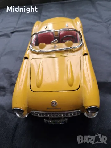 Шевролет Корвет 1957 . 1:18