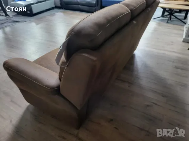 Кафяв диван от плат тройка, снимка 11 - Дивани и мека мебел - 47710476