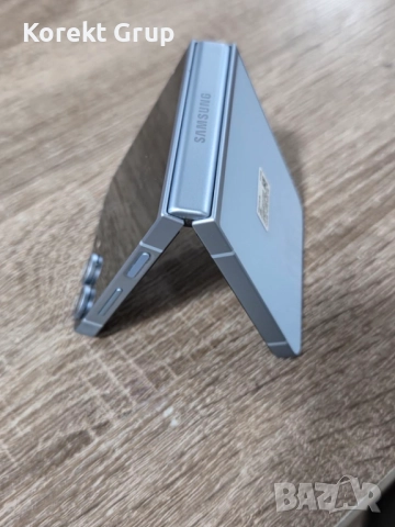 Samsung z Flip 6 512GB, снимка 5 - Samsung - 52853392
