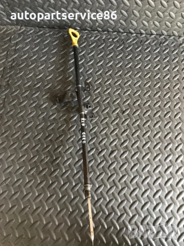 Щека за нивото на маслото за KIA Ceed 1.6 CRDi (2007–2012), снимка 3 - Части - 53232038