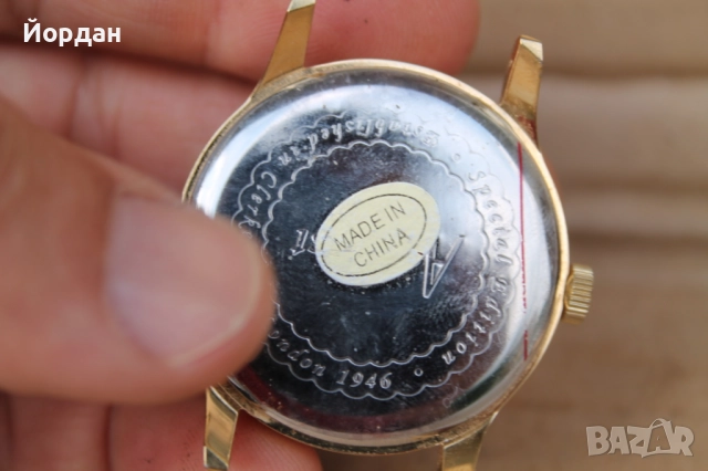 Мъжки кварцов часовник ''Accurist'', снимка 9 - Мъжки - 52630528