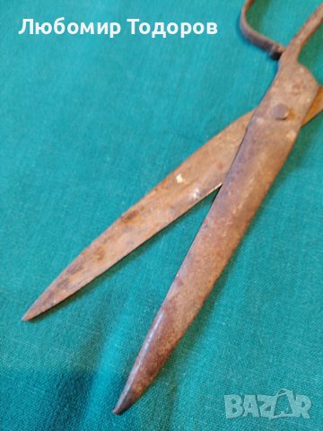 Стара ръчно кована голяма ножица, снимка 3 - Антикварни и старинни предмети - 39106598