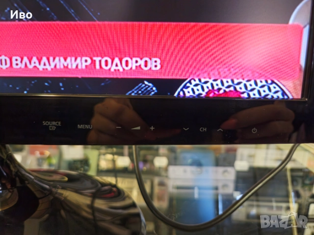 19" телевизор Samsung LT19B300EW/EN В отлично техническо и визуално състояние. Вграден тунер за ефир, снимка 6 - Телевизори - 52035633