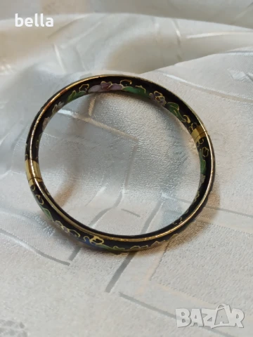 Винтидж гривна инкрустирана с клетъчен златен емайл -клоазоне и флорални орнаменти отвътре и отвън,, снимка 12 - Гривни - 51227005