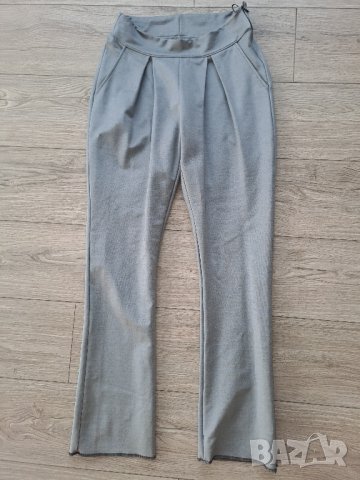 Стенен нов панталон, снимка 1 - Панталони - 41811674