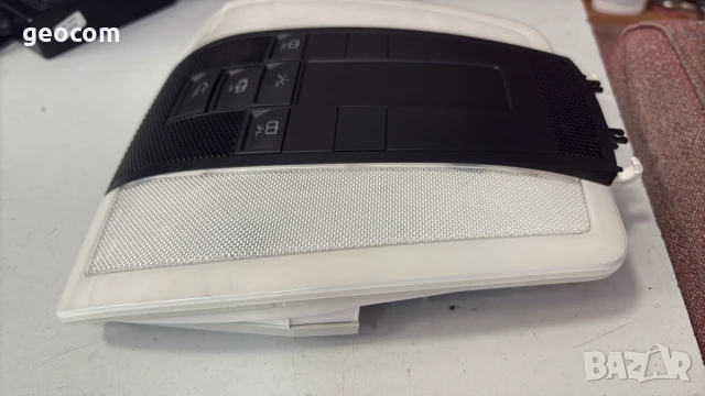 Mercedes плафон W204/X204/W212 (A 204 820 20 01), снимка 4 - Части - 50894853