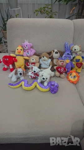 15 броя Плюшени играчки за 10 лв всички 
