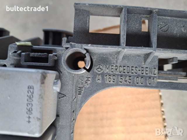 Панел климатик Mercedes A-Class W169/ Плафон / Кутия предпазители, снимка 4 - Части - 51743450