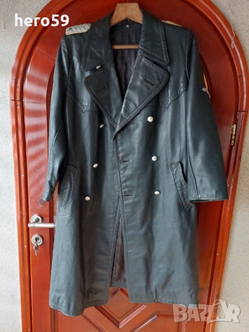 Schwarzer SS-Trenchcoat ww2(кожено военно палато на немски офицер), снимка 1