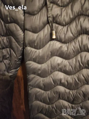 черно яке с качулка, снимка 3 - Якета - 49020333