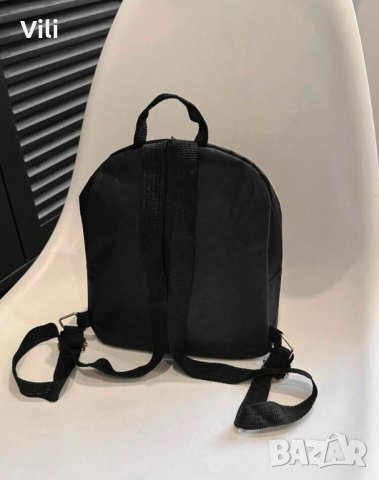 Дамска раница с много отделения , снимка 4 - Раници - 38038119