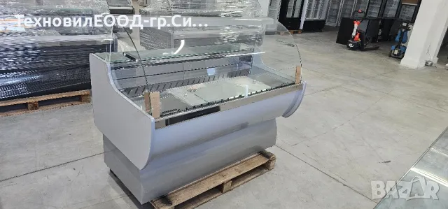 Хладилна витрина 150х90, снимка 2 - Витрини - 47858319