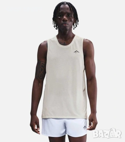 Nike trail vest top, снимка 2 - Спортни дрехи, екипи - 53775888
