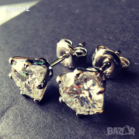 Елегатни Сребърни Обеци с Мойсанит по 1 Карат на Обеца, общо 2 Карата!, снимка 3 - Обеци - 41643072