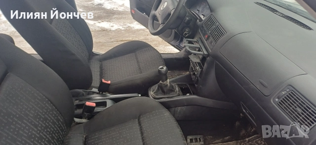 Голф 1.4 Бензин , снимка 9 - Автомобили и джипове - 53721316