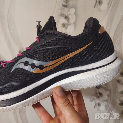 Saucony Endorphin Speed 'Black Gold' номер 46 ,5 маратонки за бягане , снимка 12 - Маратонки - 50677053