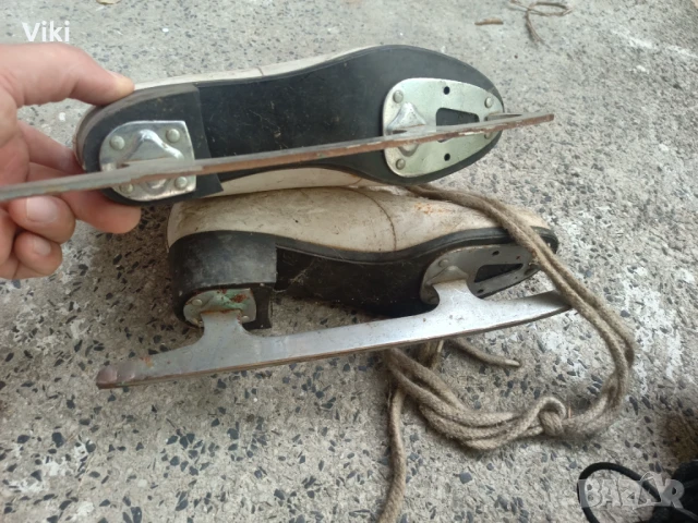 Ретро кънки 2 чифта , снимка 5 - Антикварни и старинни предмети - 51417688