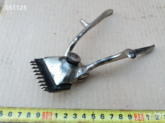 стара отлична машинка за подстригване , снимка 2 - Антикварни и старинни предмети - 35800997