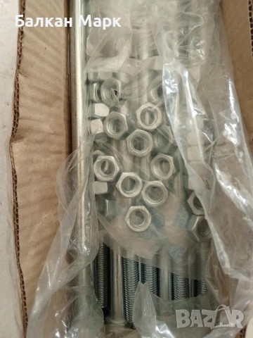 Болтове с шестостенна глава DIN 601, М12х300 + гайки (25 бр. в опаковка) , снимка 2 - Железария - 51264562