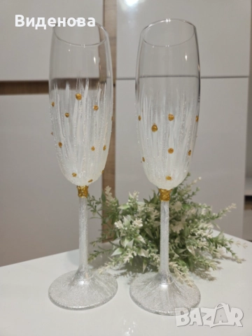 Продавам ръчно рисувани сватбени чаши