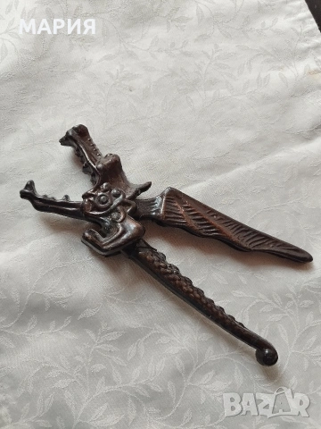 Уникална орехотрошачка, снимка 2 - Антикварни и старинни предмети - 53132683