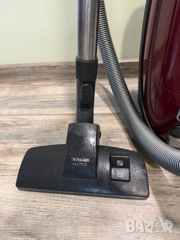 Прахосмукачка Miele Complete c3 850W, снимка 7 - Прахосмукачки - 53539742