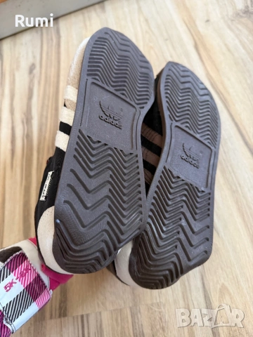 Оригинални маратонки adidas x Song Mute Country Og! 47 н, снимка 9 - Маратонки - 52179659