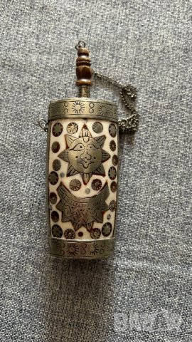 Старо шишенце за парфюм, снимка 4 - Антикварни и старинни предмети - 41116279