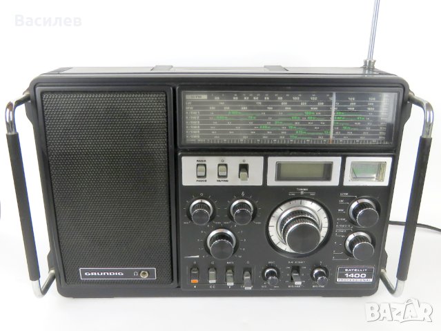 Grundig 1400 Satellit Professional, снимка 3 - Радиокасетофони, транзистори - 42169201