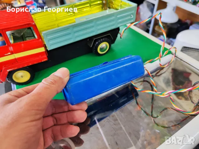 Стара ламаринена играчка камион, снимка 4 - Колекции - 47648658