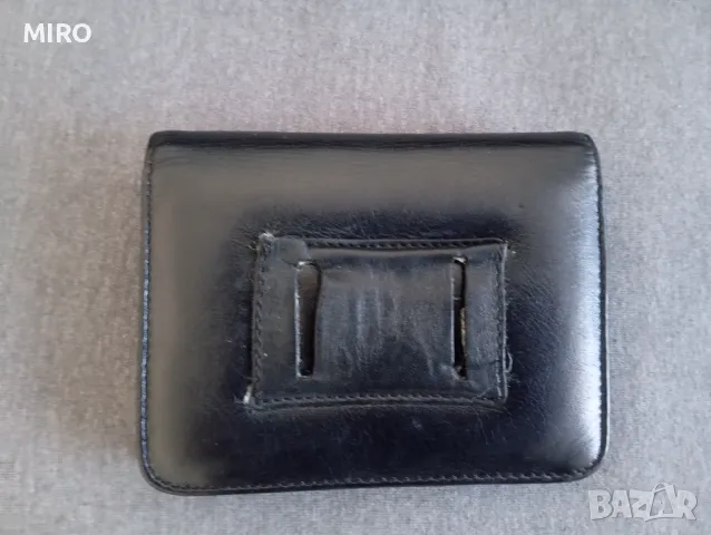 Кожена чантичка Bond bond non , снимка 9 - Чанти - 48043264