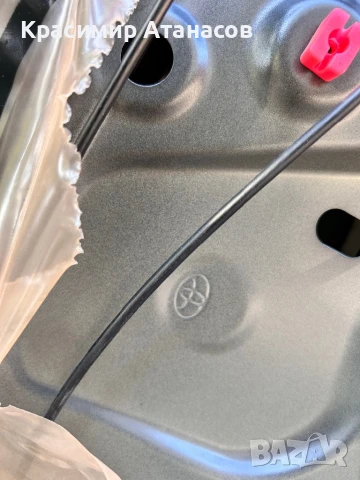 Врата задна лява  за Тойота Авенсис T27 комби седан. 2009-2015г, снимка 5 - Части - 50553792