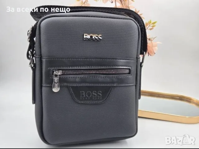 Hugo Boss Мъжка Черна Чанта С Дълга Дръжка За През Рамо Код V11, снимка 2 - Чанти - 55943207