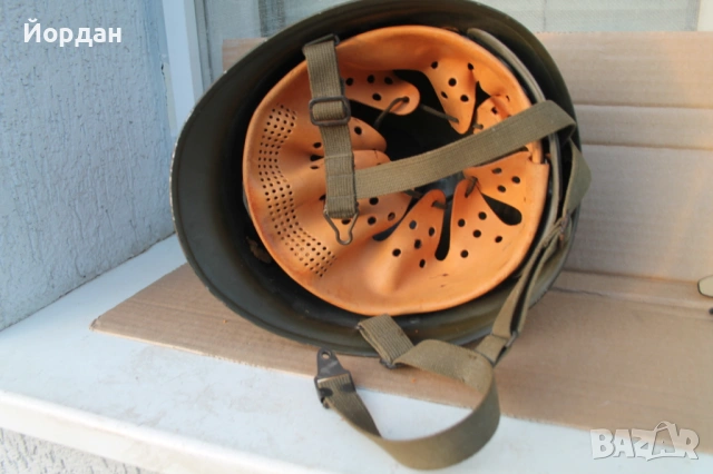 Стара Немска военна каска , снимка 5 - Антикварни и старинни предмети - 53710754