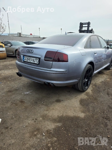 **САМО НА ЧАСТИ***  Audi S8 D3, 5.2 V10, Distronic, Bose, Алкантара  , снимка 4 - Автомобили и джипове - 53692845
