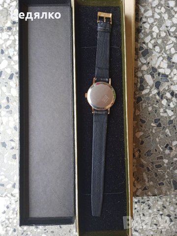 Чисто нов швейцарски часовник Renis,1960-те, снимка 4 - Антикварни и старинни предмети - 41243449