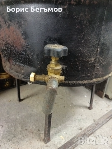 200 литров варел с кран и стойка, снимка 6 - Други стоки за дома - 52471031