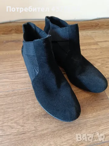 Обувки велур