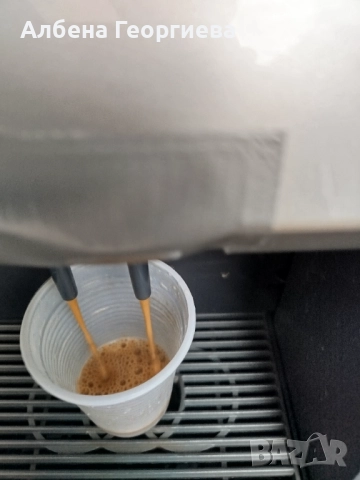 Кафе машина MAGIC COMFORT -5,684 кафета, снимка 5 - Кафемашини - 52214568