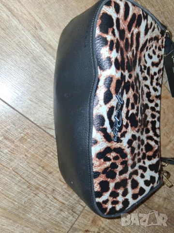 Дамска чанта Alviero Rodriguez Borsa Desiree Leopard, снимка 5 - Чанти - 53775978
