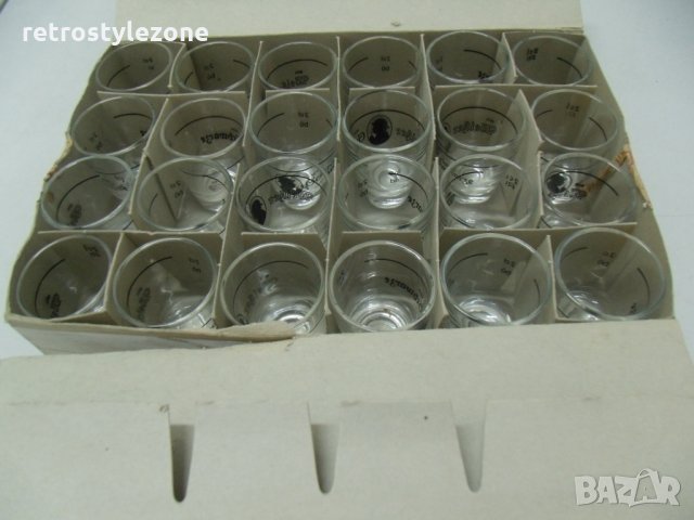 № 5617 стари малки стъклени чашки за шотове   - комплект 24 броя  - неизползвани , снимка 4 - Чаши - 34176342