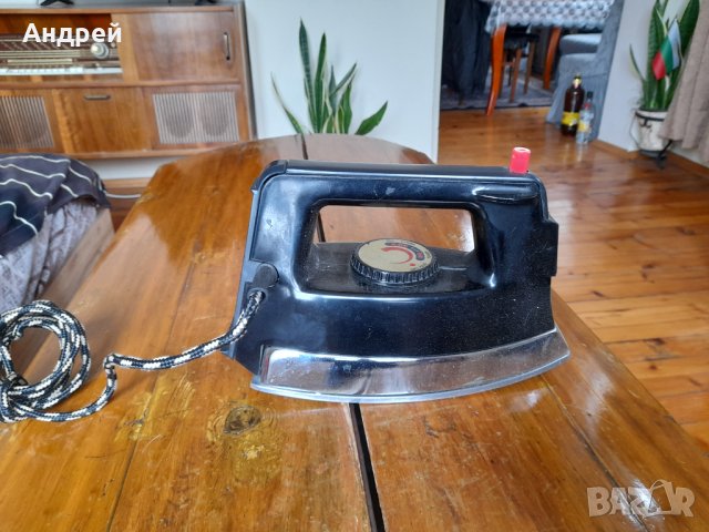 Стара Руска парна ютия, снимка 5 - Антикварни и старинни предмети - 35894410