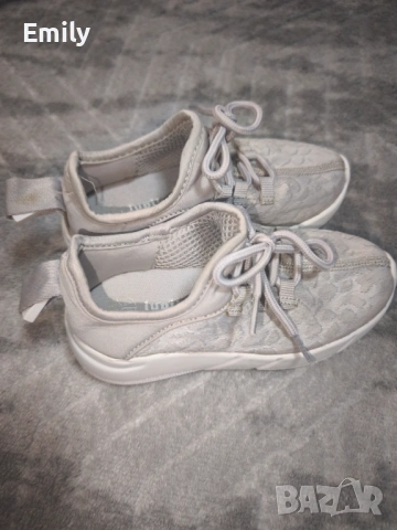 Светещи детски обувки , снимка 2 - Детски обувки - 53444137