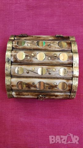 Голяма кутия за бижута от кост и месинг. , снимка 6 - Колекции - 38798851