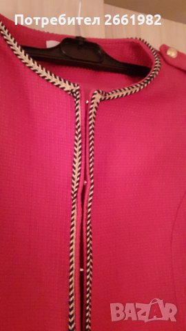 Елегантно червено сако със златни копчета, снимка 2 - Сака - 33993560