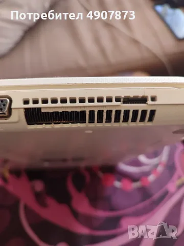 Лаптоп Toshiba Satellite L50-B-1DM със зарядно, снимка 4 - Лаптопи за дома - 56125661